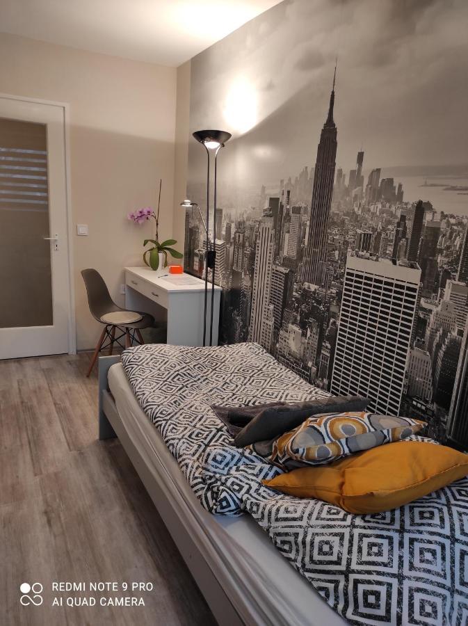 Baross Apartman Kaposvár Exterior foto